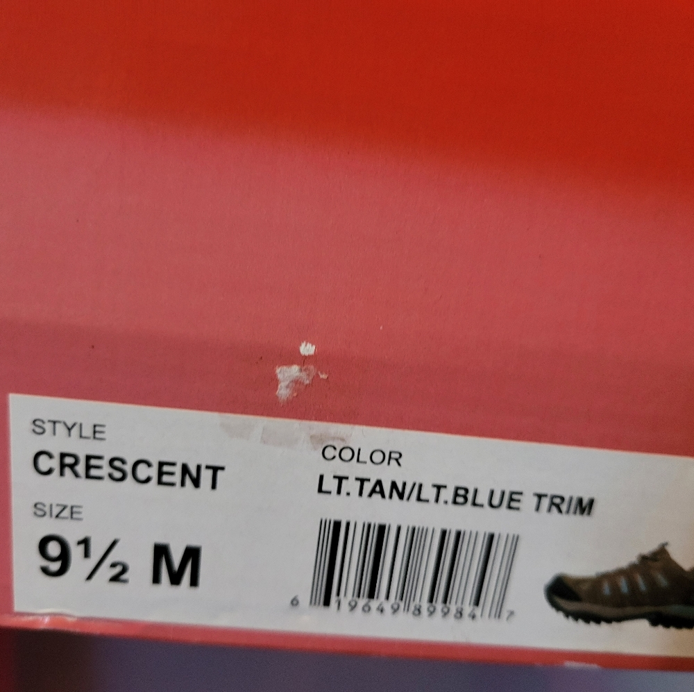 Coleman crescent women's hiking boots light tan & light blue trim new in box 9.5